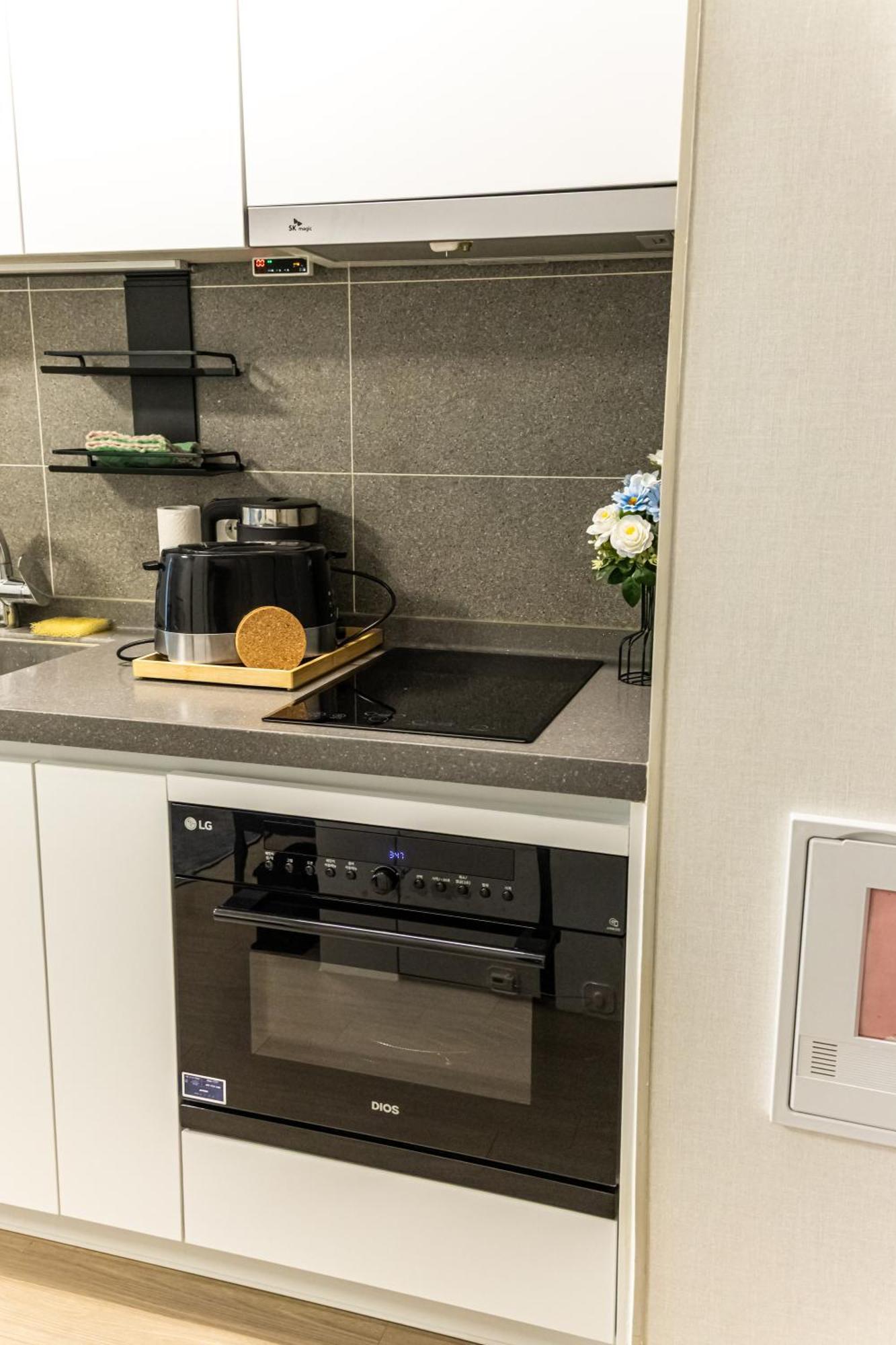 Gwangan View Summer Vacation Apartment